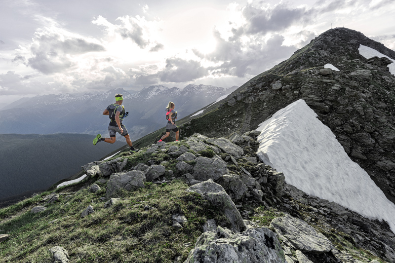 récupérer-trail_homme_femme_qui_court